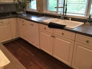 white-contemporary-kitchen-remodel-before-design-first-kitchen-and-bath-img~eb91943407d9b9c7_9-3439-1-0d09002